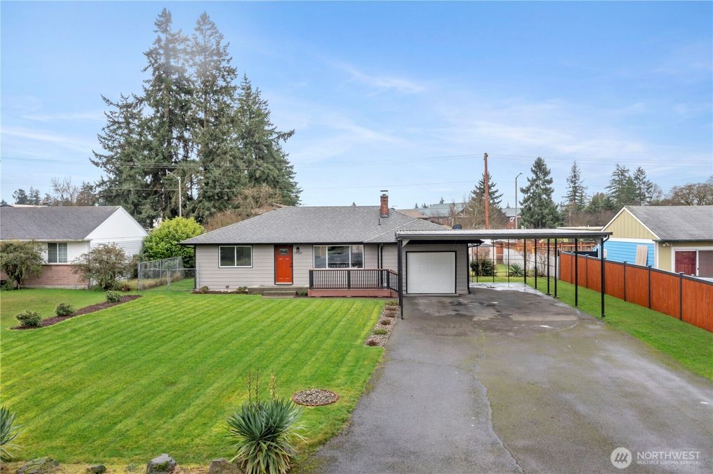 3920 SOUTHGATE Avenue SW, Lakewood, WA 98499