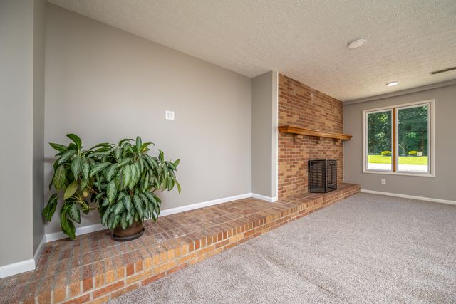 110 Keeton Avenue, West Liberty, KY 41472