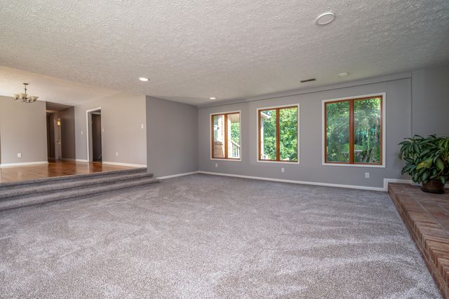 110 Keeton Avenue, West Liberty, KY 41472