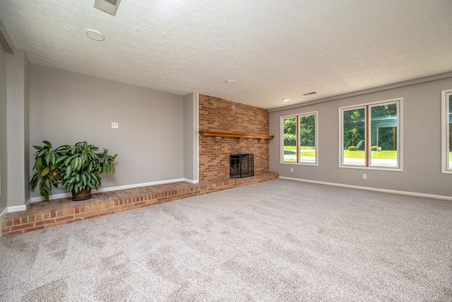 110 Keeton Avenue, West Liberty, KY 41472