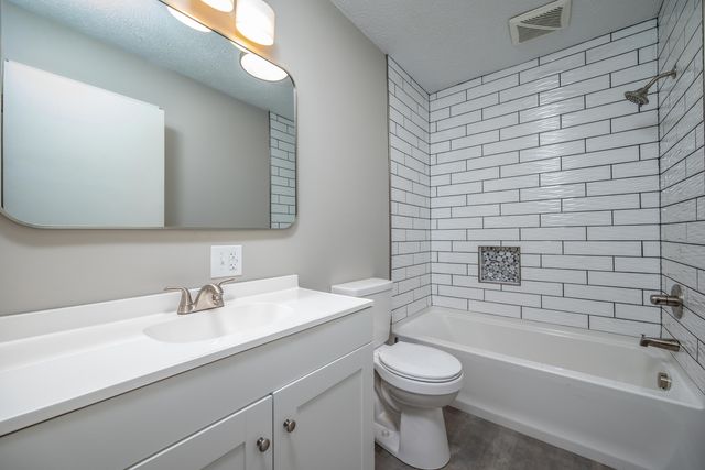 110 Keeton Avenue, West Liberty, KY 41472
