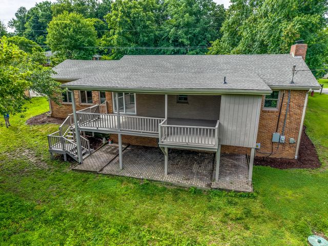 110 Keeton Avenue, West Liberty, KY 41472