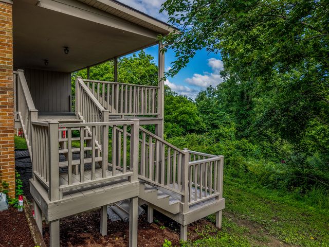 110 Keeton Avenue, West Liberty, KY 41472