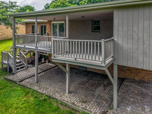 110 Keeton Avenue, West Liberty, KY 41472