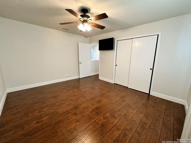 8533 ECHO CREEK LN, San Antonio, TX 78240