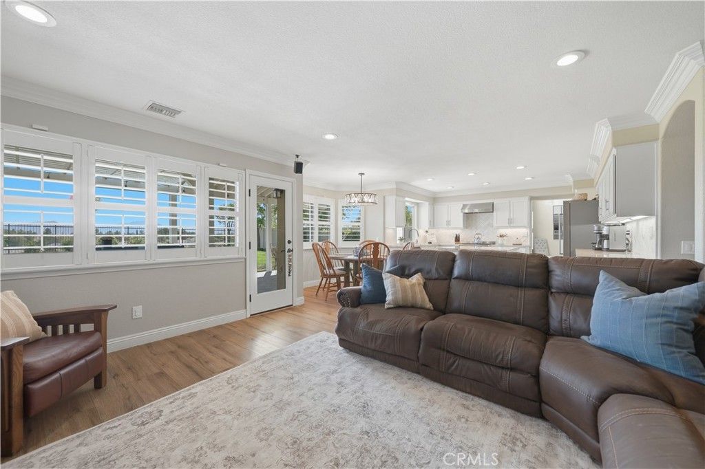 Image 17 of property listing at 32203 Corte Carmela, Temecula, CA 92592