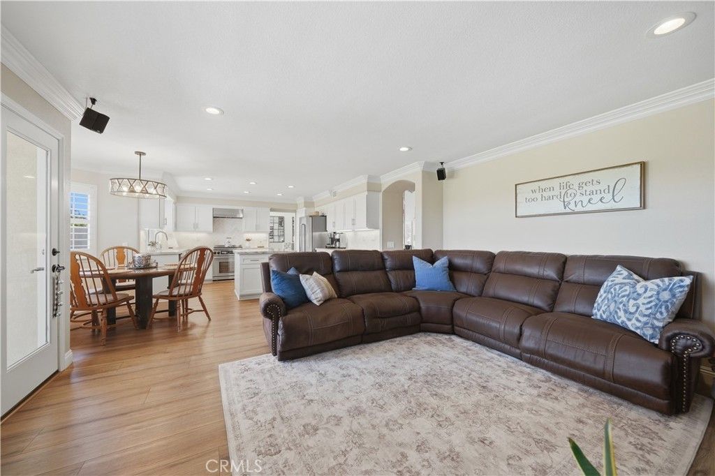 Image 18 of property listing at 32203 Corte Carmela, Temecula, CA 92592