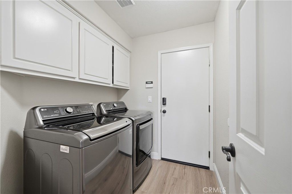 Image 22 of property listing at 32203 Corte Carmela, Temecula, CA 92592