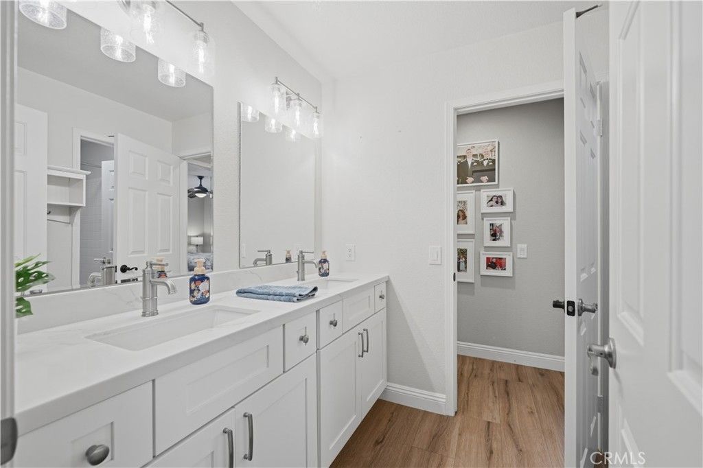 Image 32 of property listing at 32203 Corte Carmela, Temecula, CA 92592