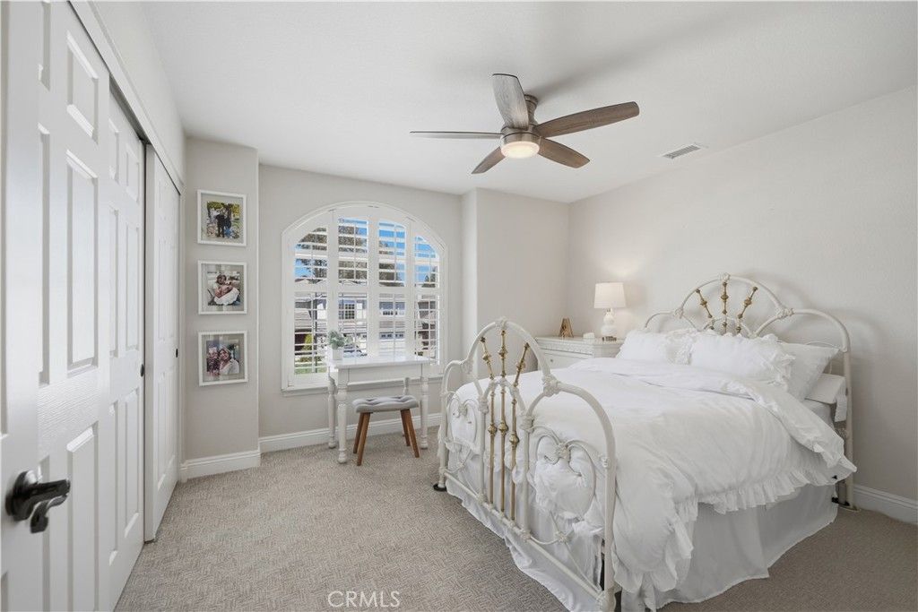 Image 35 of property listing at 32203 Corte Carmela, Temecula, CA 92592