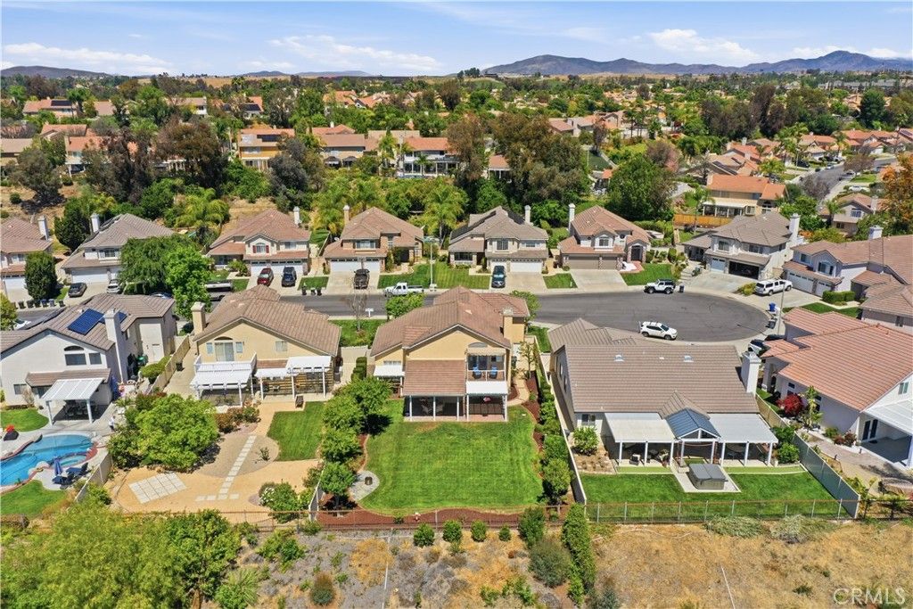 Image 38 of property listing at 32203 Corte Carmela, Temecula, CA 92592