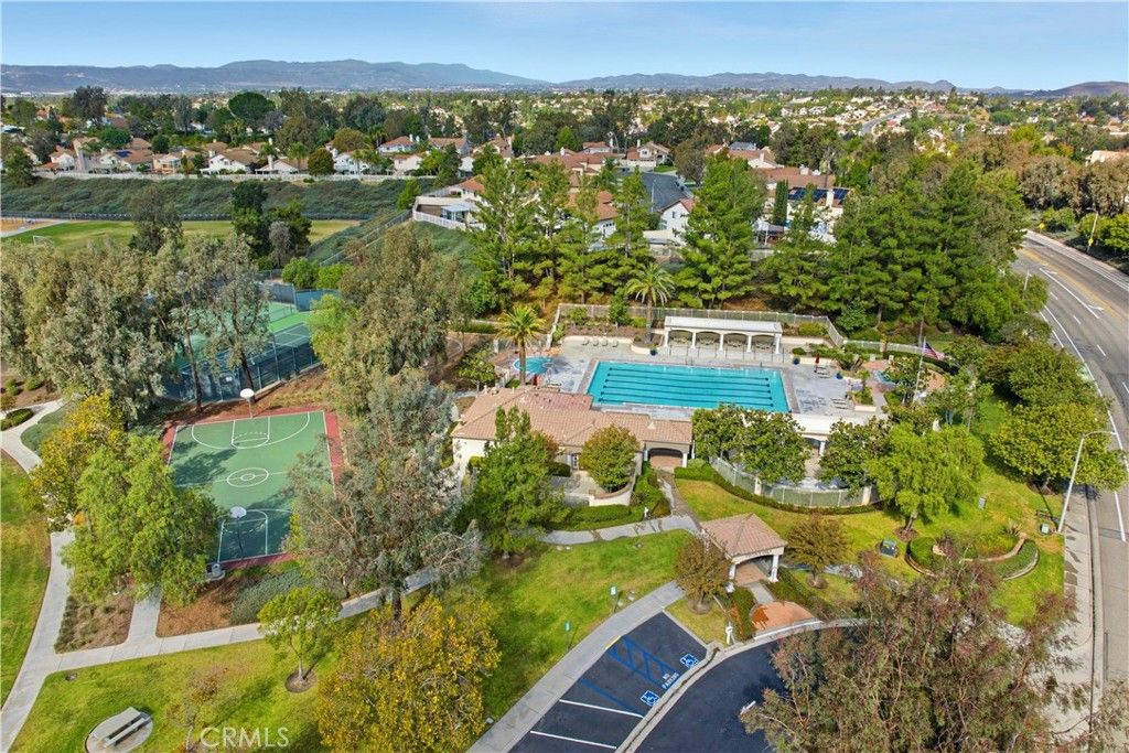 Image 48 of property listing at 32203 Corte Carmela, Temecula, CA 92592