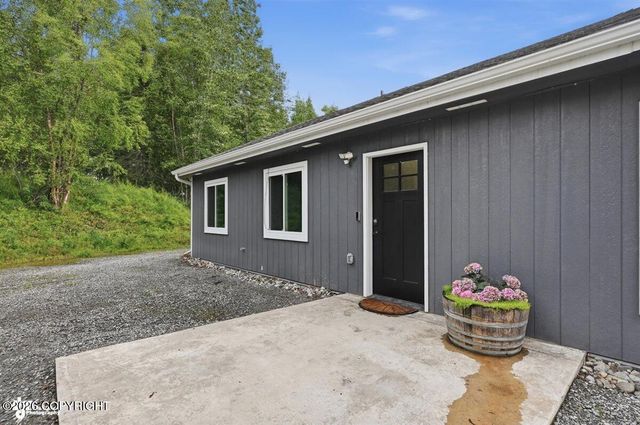8781 S Starlight Lane, Wasilla, AK 99623