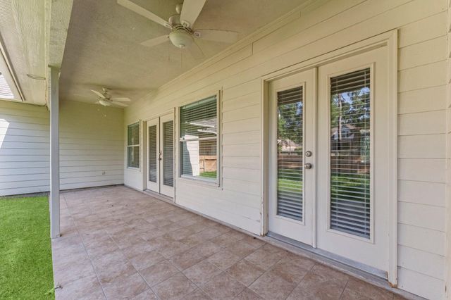 2333 Stableridge Drive, Conroe, TX 77384