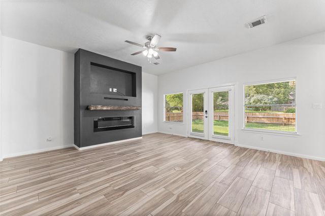 2333 Stableridge Drive, Conroe, TX 77384