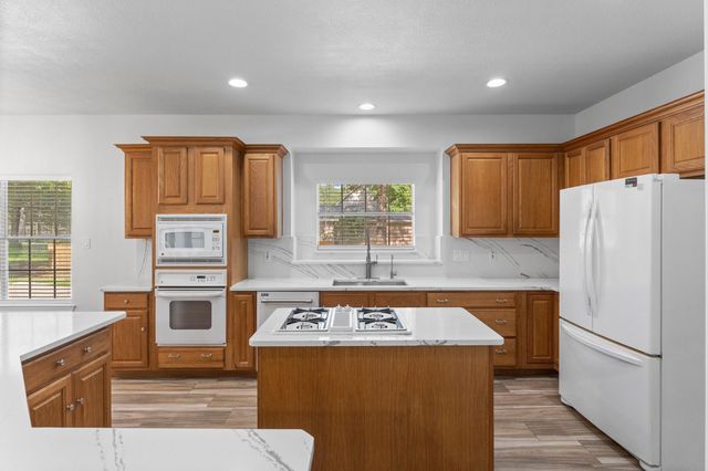 2333 Stableridge Drive, Conroe, TX 77384