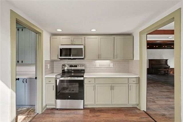 498 Millers Mill Road, Stockbridge, GA 30281