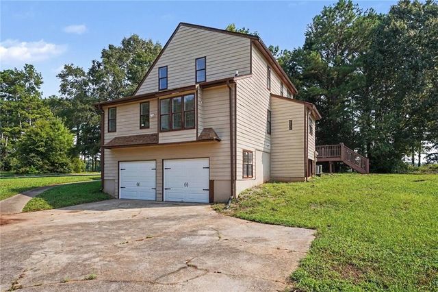 498 Millers Mill Road, Stockbridge, GA 30281