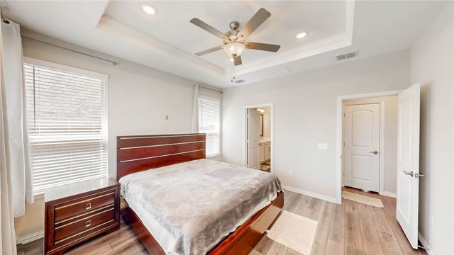 9828 Michael Irvin Street, Irving, TX 75063
