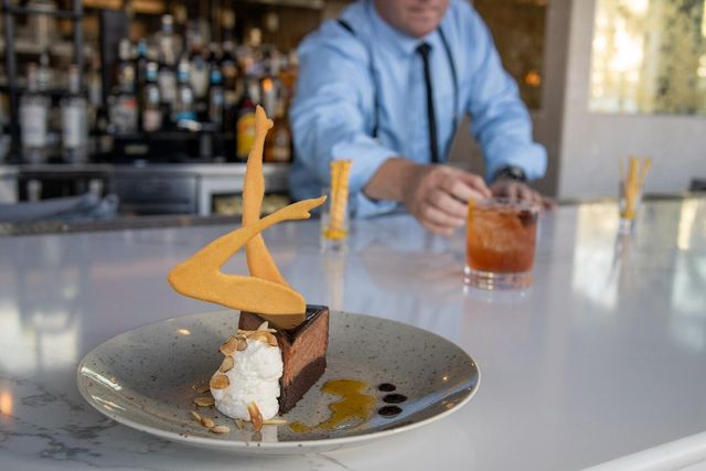 220 Lake Shore Drive 811, Lake Park, FL 33403