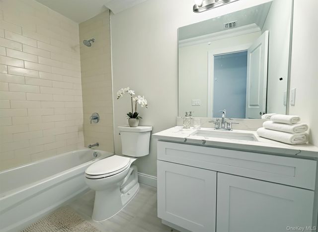 103 Brookfield Avenue A, Center Moriches, NY 11934