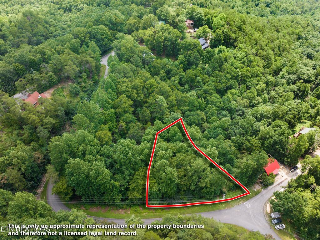 1005 Laurel Rd, Townsend, TN 37882