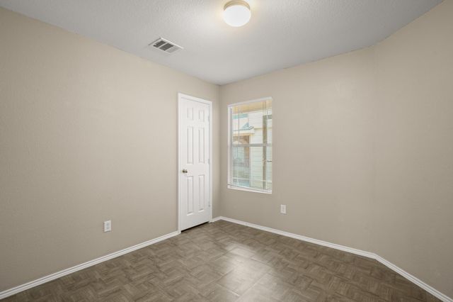 137 Hillhouse LN, Manchaca, TX 78652