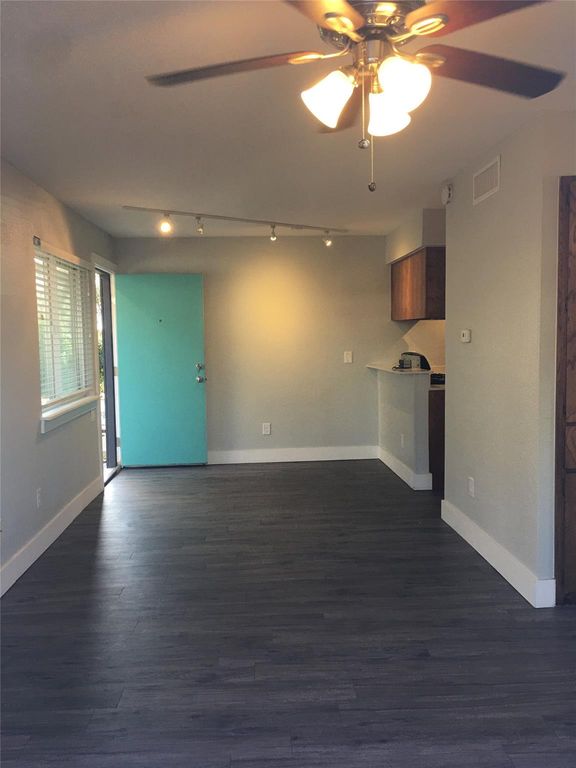 624 W 37th ST, Austin, TX 78705