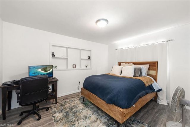 243 Lakeview DR, North Fort Myers, FL 33917