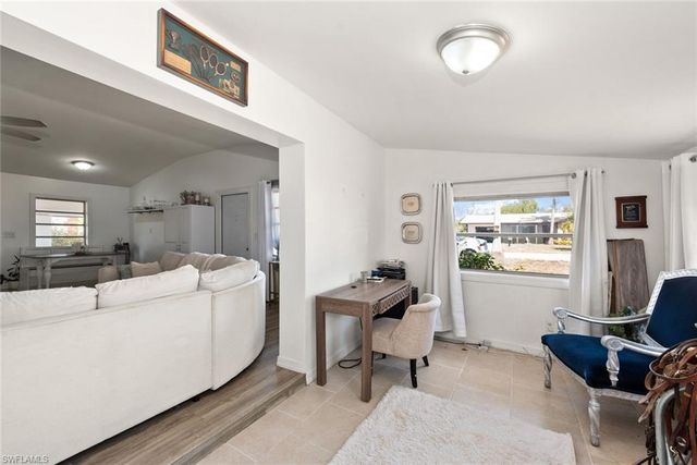 243 Lakeview DR, North Fort Myers, FL 33917