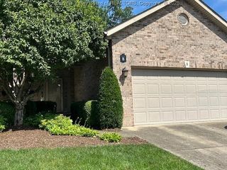 8 Dapplewood Road, South Charleston, WV 25309