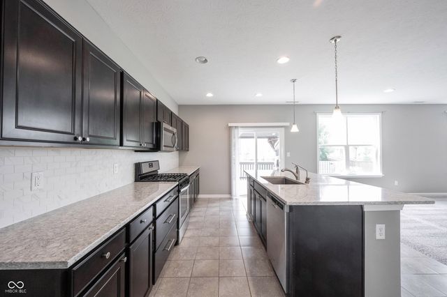 5781 Waterstone Way, Whitestown, IN 46075