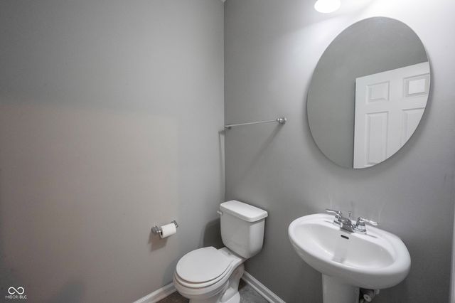5781 Waterstone Way, Whitestown, IN 46075