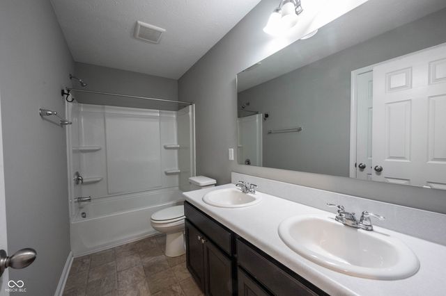 5781 Waterstone Way, Whitestown, IN 46075