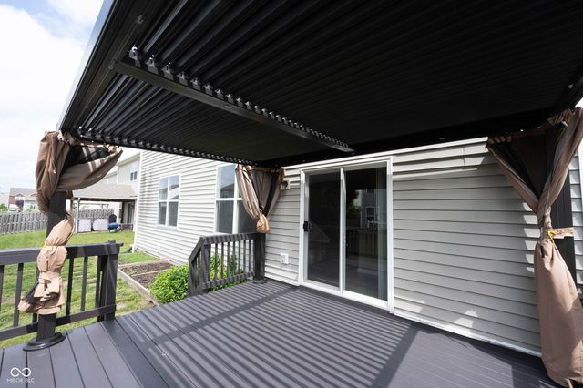 5781 Waterstone Way, Whitestown, IN 46075