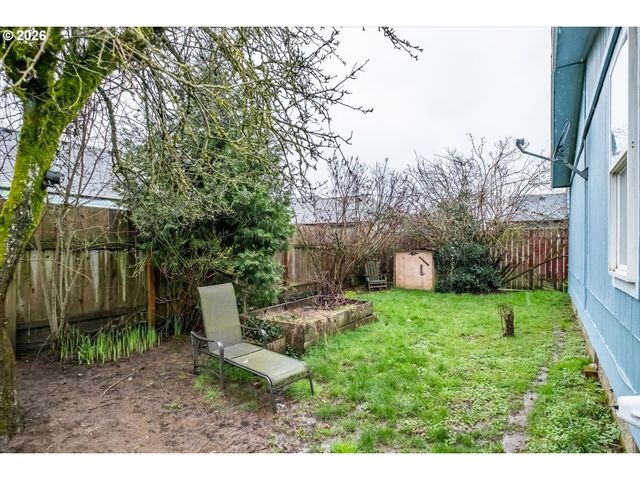 660 WASSOM St, Lebanon, OR 97355