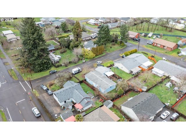 660 WASSOM St, Lebanon, OR 97355