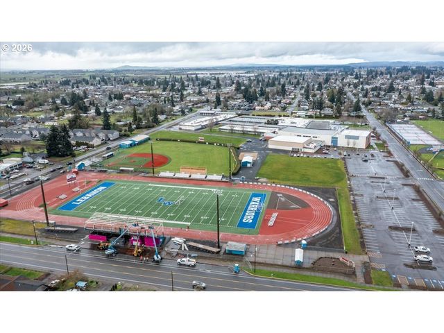 660 WASSOM St, Lebanon, OR 97355