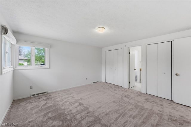 33276 Tallyho Drive, Solon, OH 44139