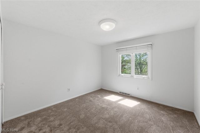 33276 Tallyho Drive, Solon, OH 44139