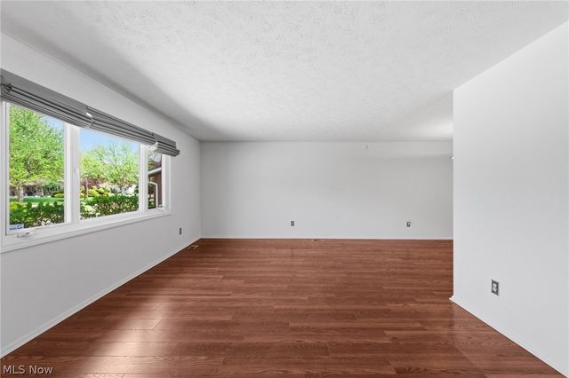 33276 Tallyho Drive, Solon, OH 44139