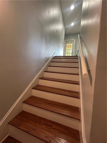 2855 Peachtree NE Road 106, Atlanta, GA 30305