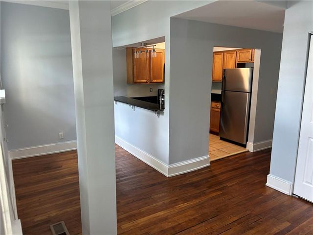 2855 Peachtree NE Road 106, Atlanta, GA 30305