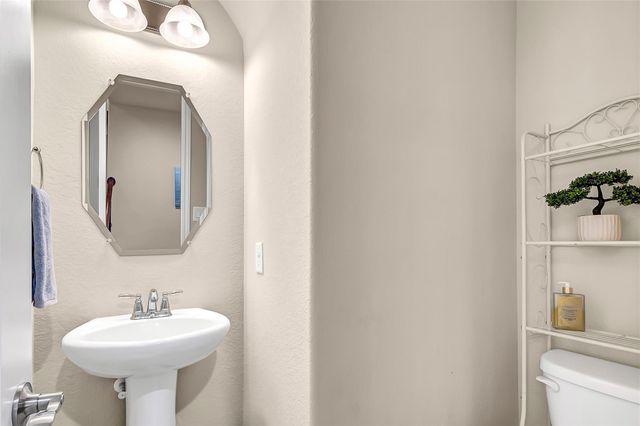 15811 Coffee Creek Court, Houston, TX 77044