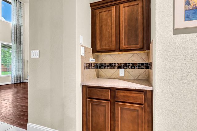 15811 Coffee Creek Court, Houston, TX 77044