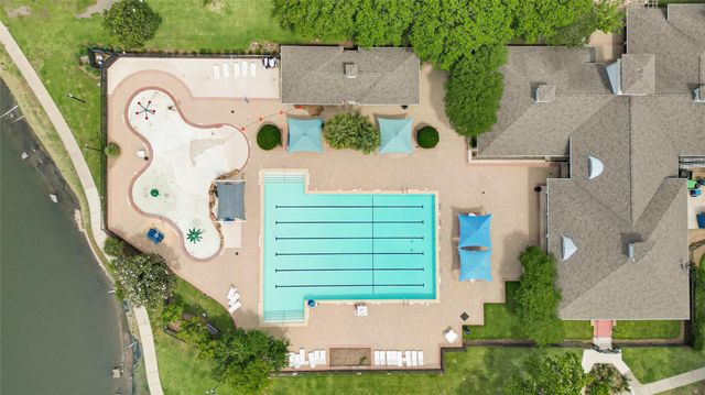 15811 Coffee Creek Court, Houston, TX 77044