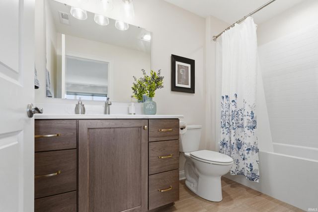 13960 Elderflower Cove, Fort Wayne, IN 46845