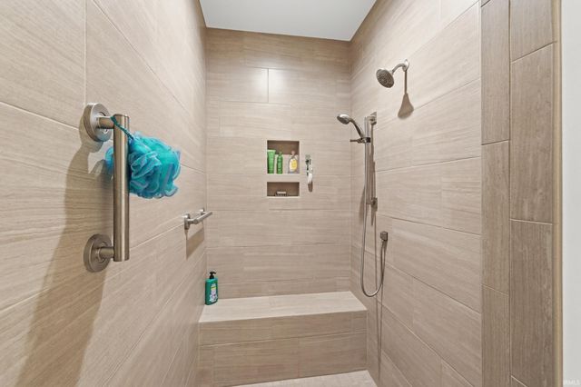13960 Elderflower Cove, Fort Wayne, IN 46845