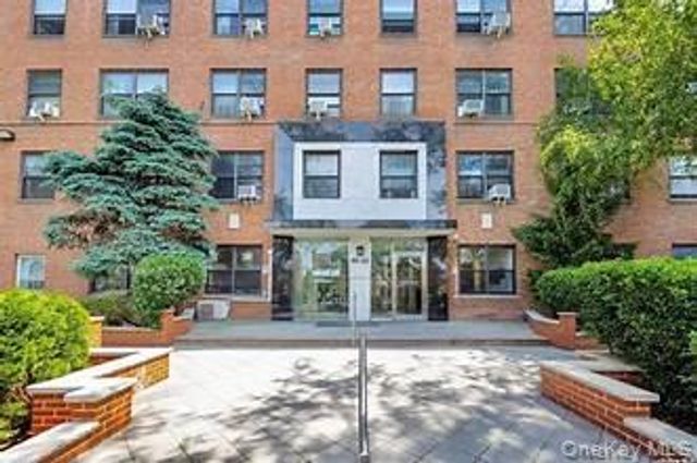 99-40 63rd Road 5R, Rego Park, NY 11374