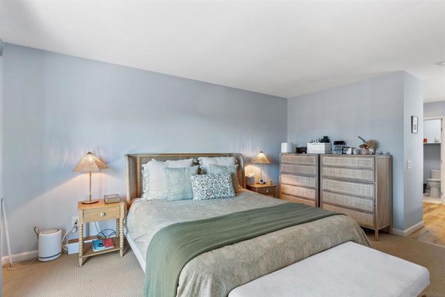 2038 Avenue Of The Trees, Carlsbad, CA 92008